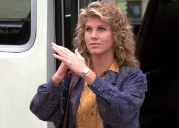 leah ayres bloodsport